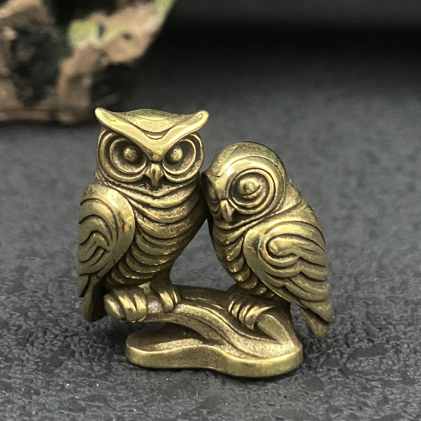 1/2 piece owl brass figurines  - Home Office With Bookshelves recension och pris