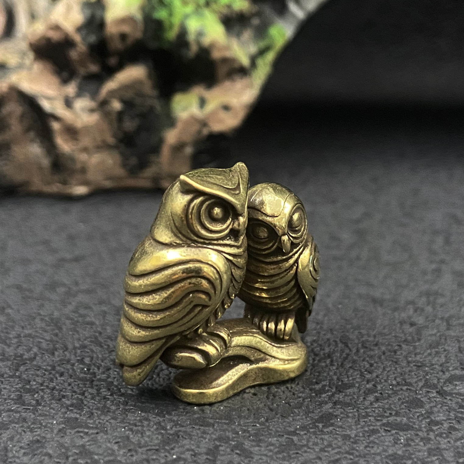 1/2 piece owl brass figurines  - Home Office With Bookshelves recension och pris